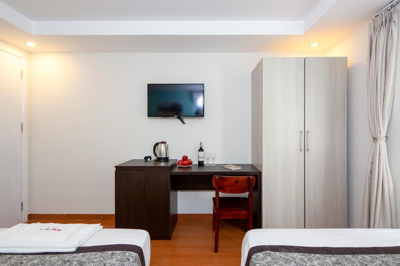 Haya Hotel Beach Danang Exterior photo