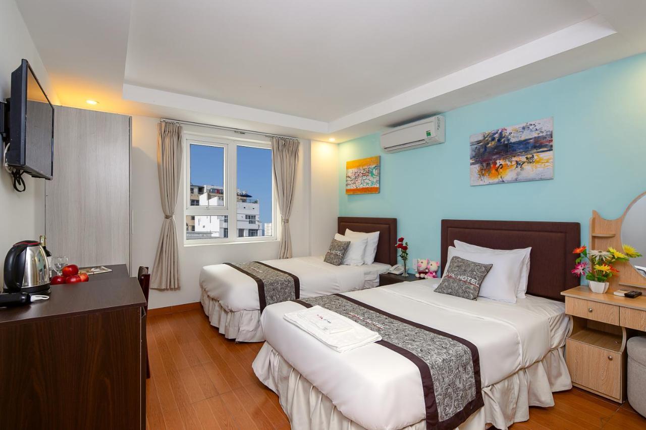 Haya Hotel Beach Danang Exterior photo
