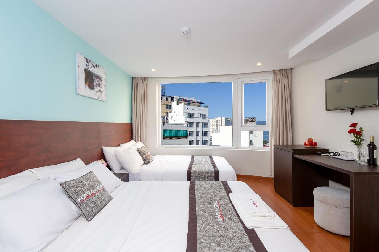 Haya Hotel Beach Danang Exterior photo