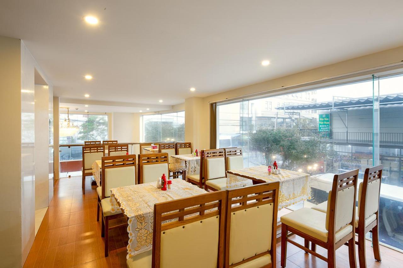 Haya Hotel Beach Danang Exterior photo